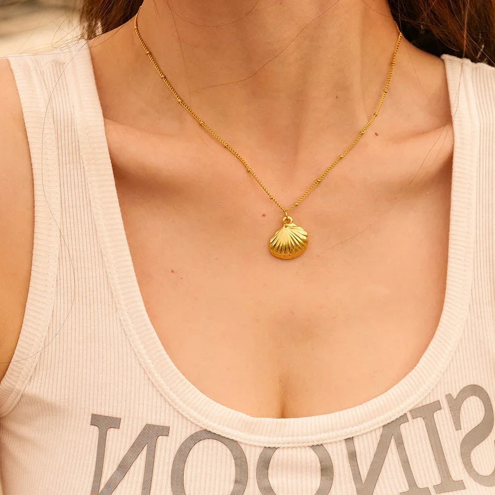 Artemis Gold Necklace