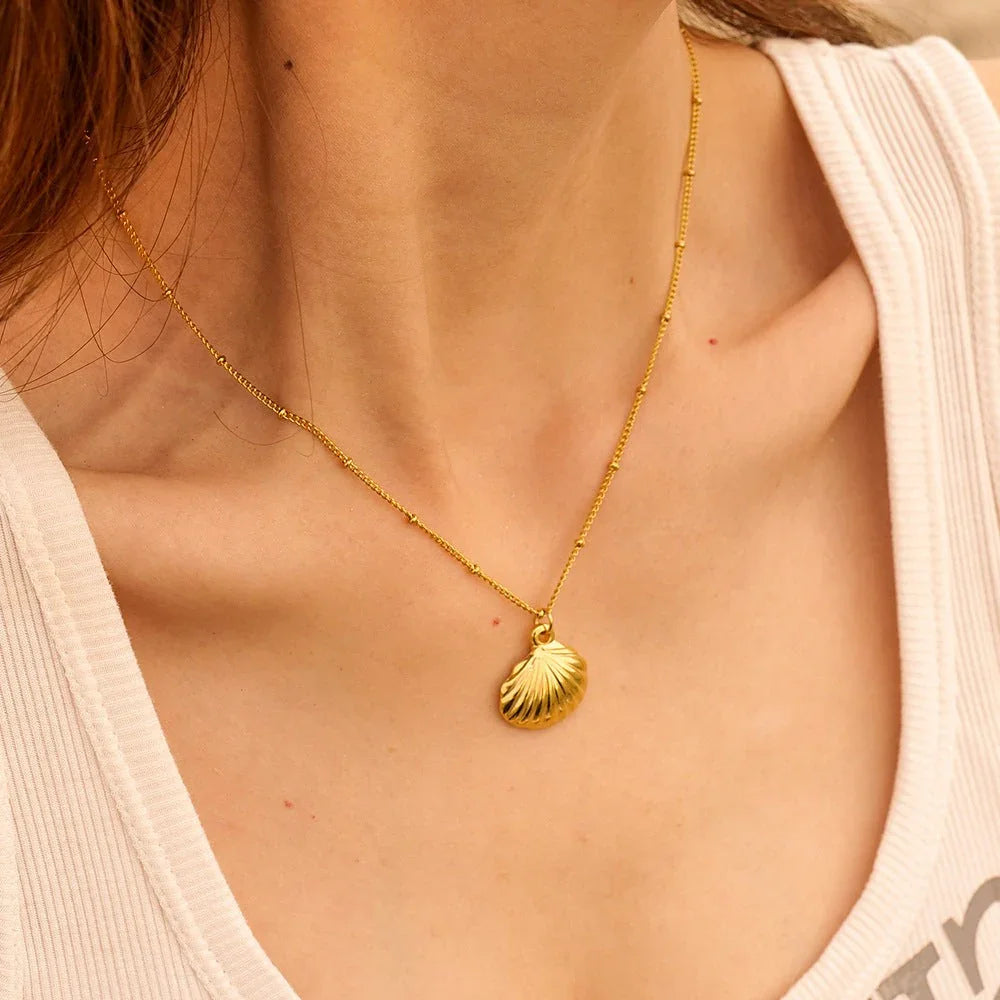 Artemis Gold Necklace