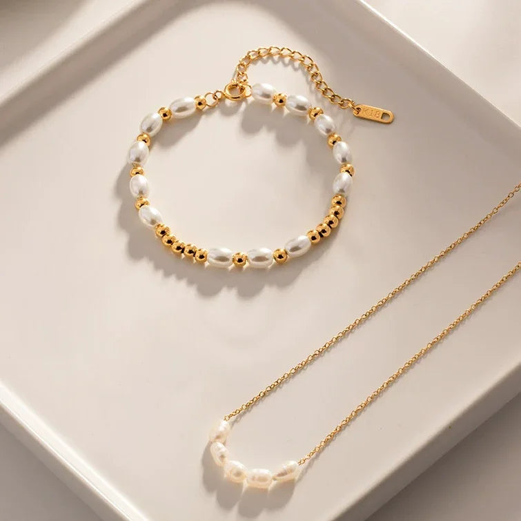 Zoe Freshwater Pearl Bracelet
