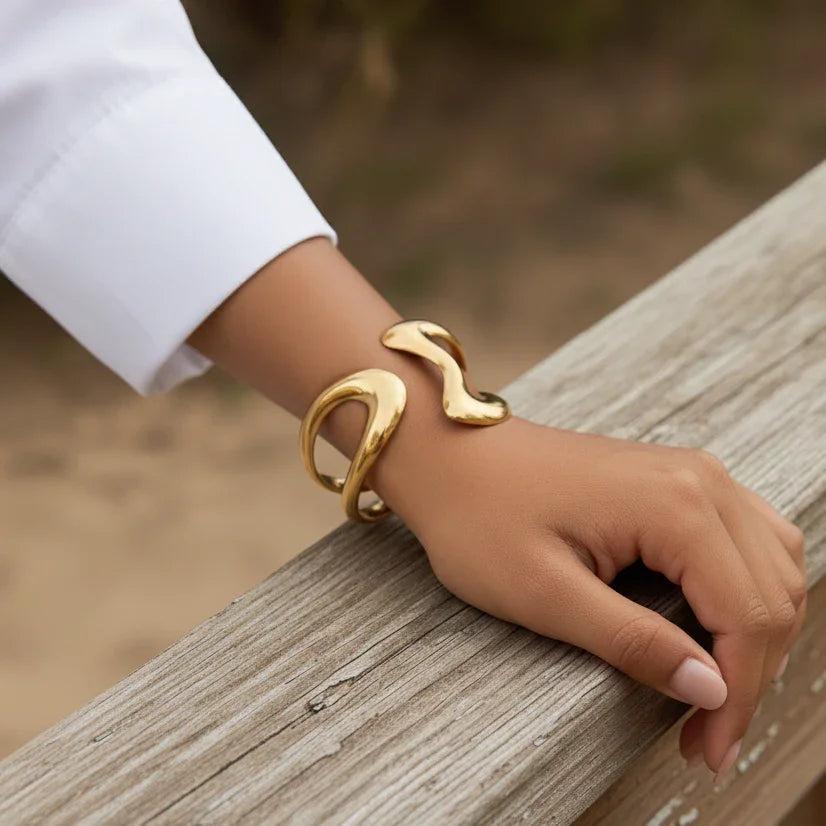 Hannah Sculpted Gold Bangle
