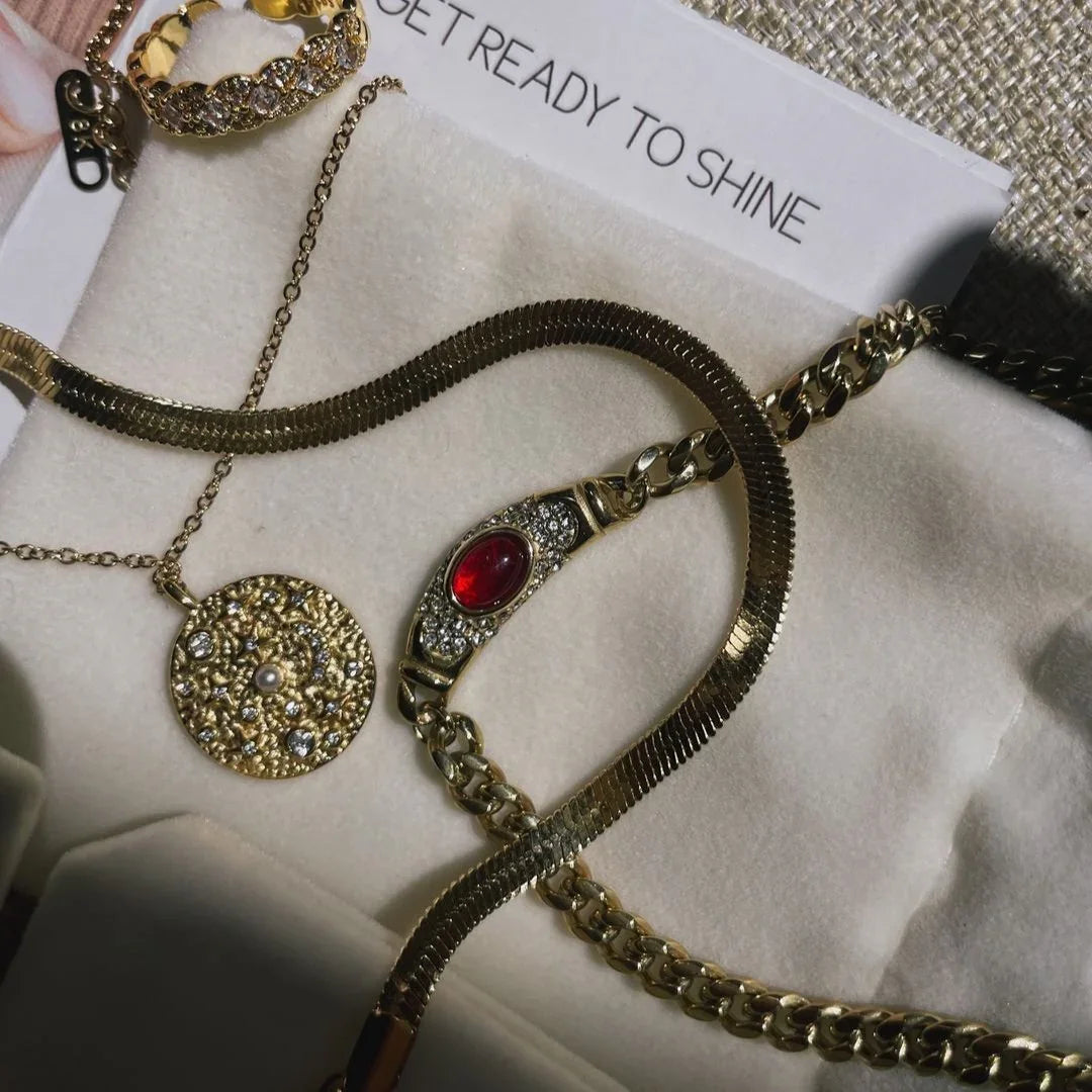 Bendis vintage Necklace