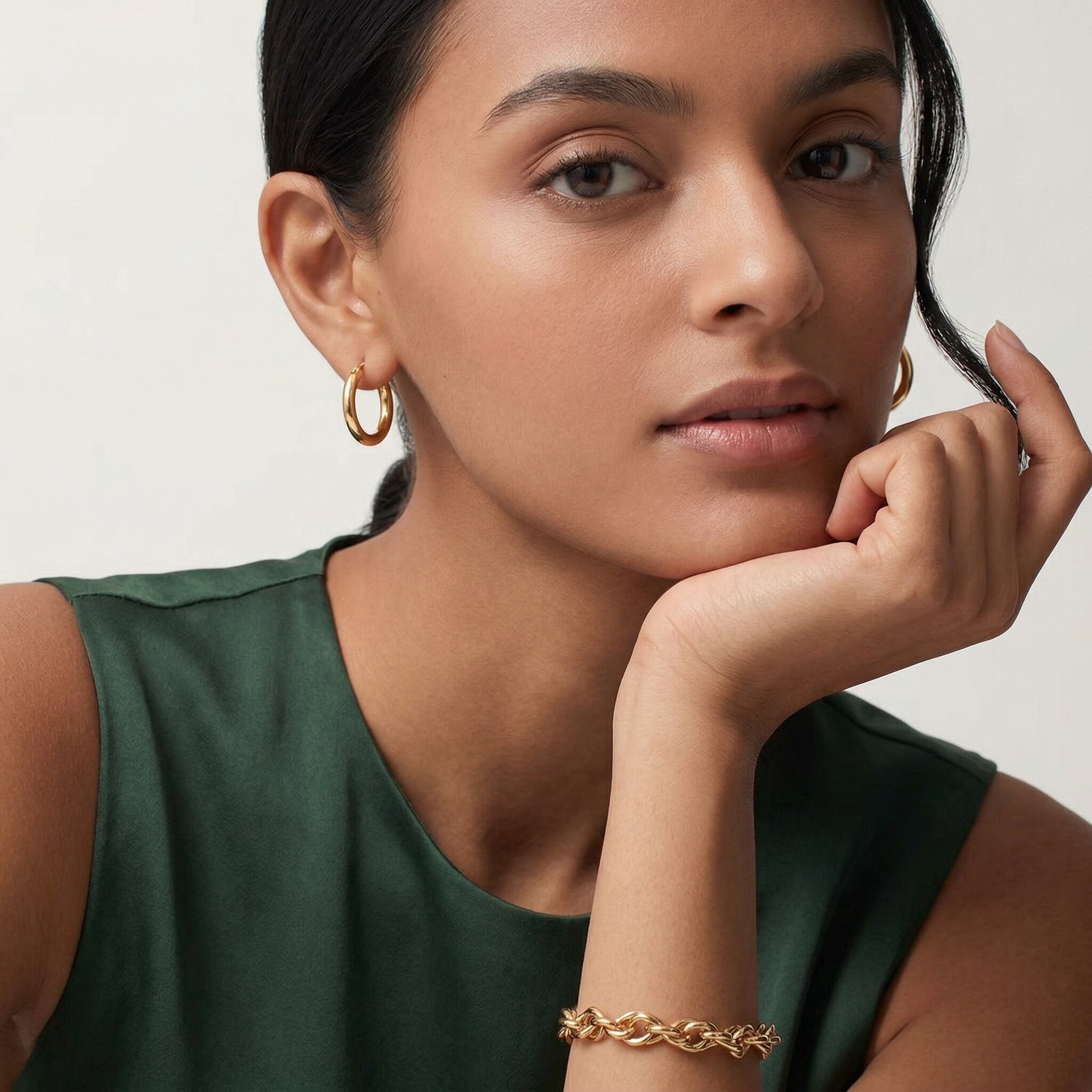 Whisper Round Hoops