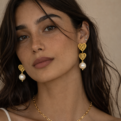 Amora Pearl Heart Earrings