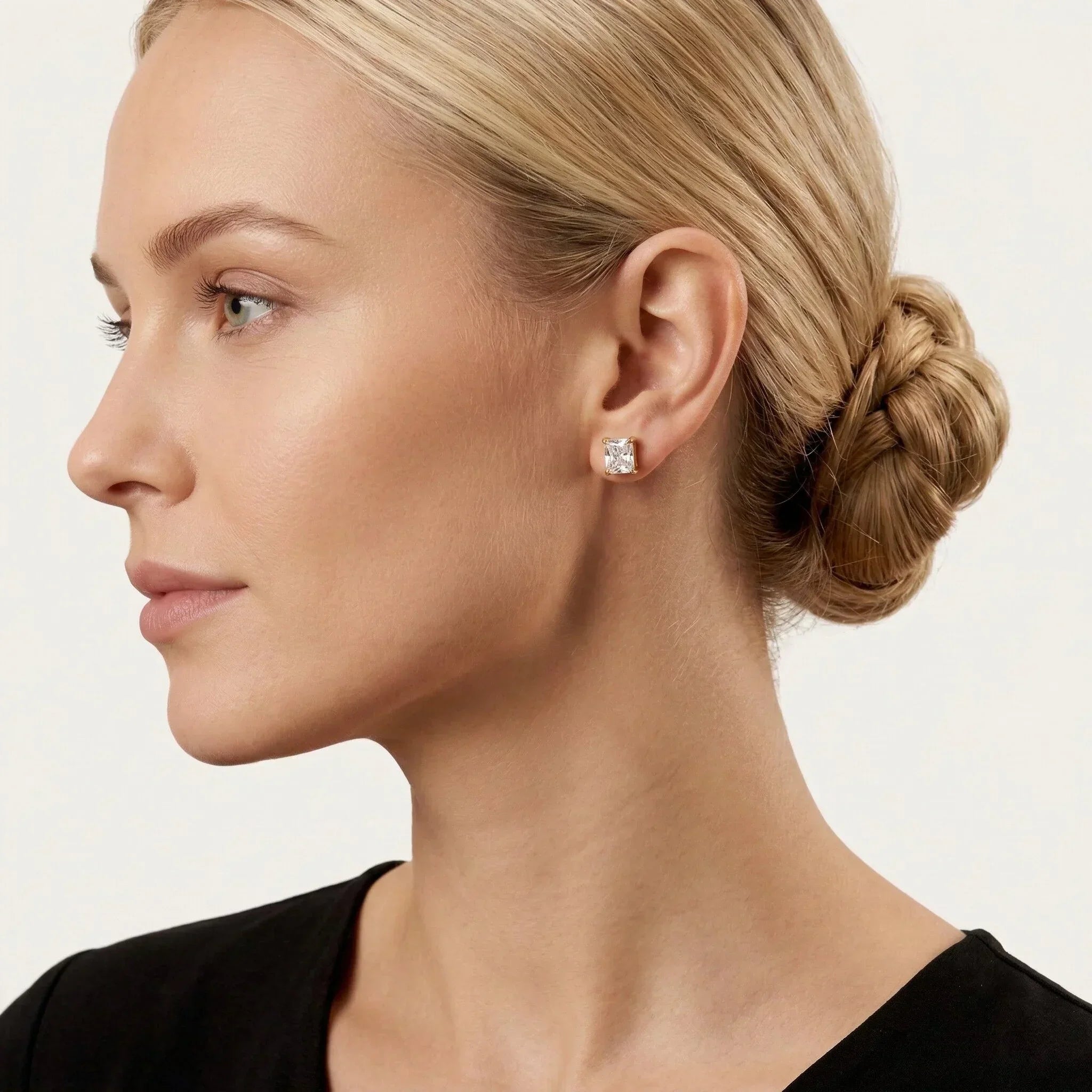 Eternal Solitaire Gold Earrings
