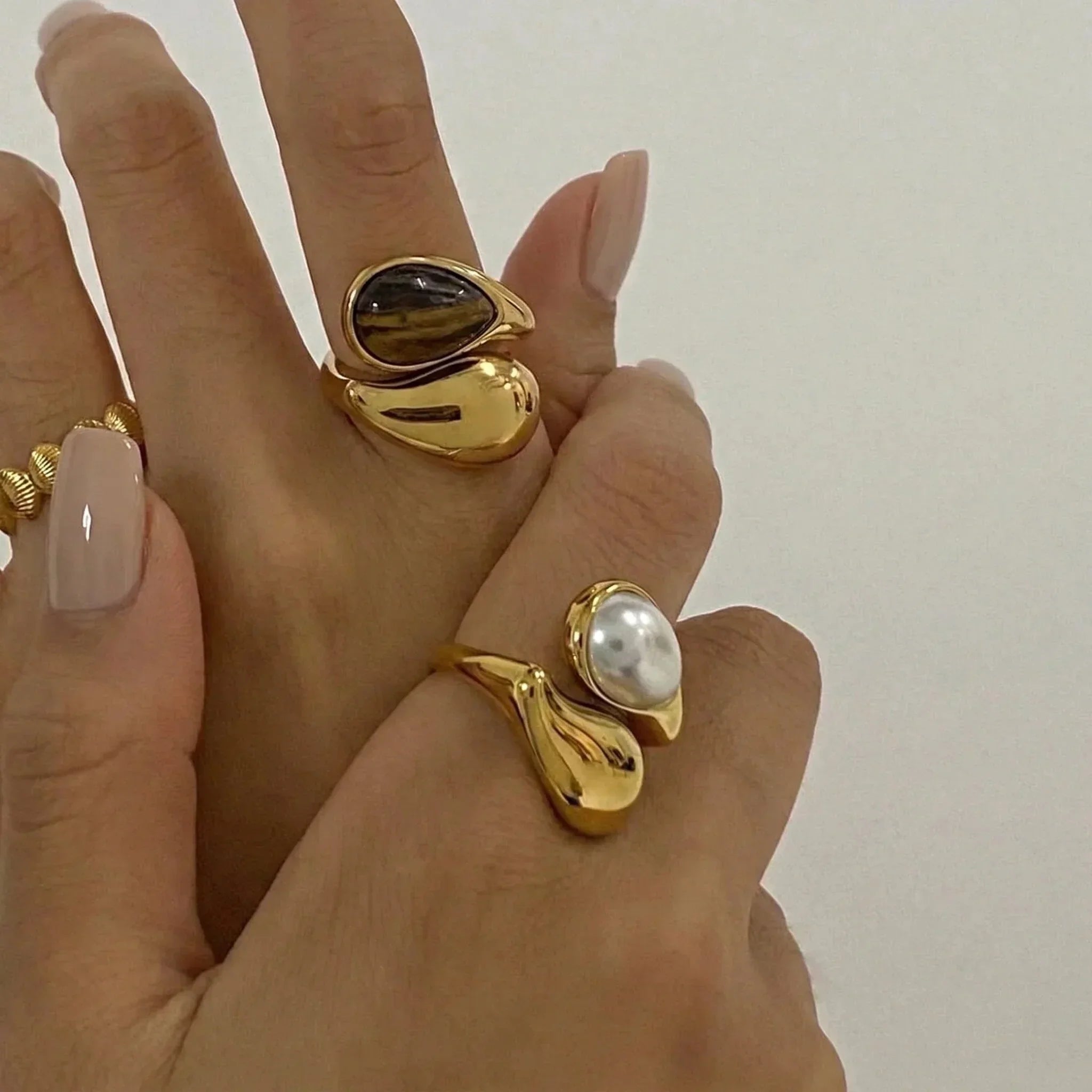 Milan Amber Pearl Ring