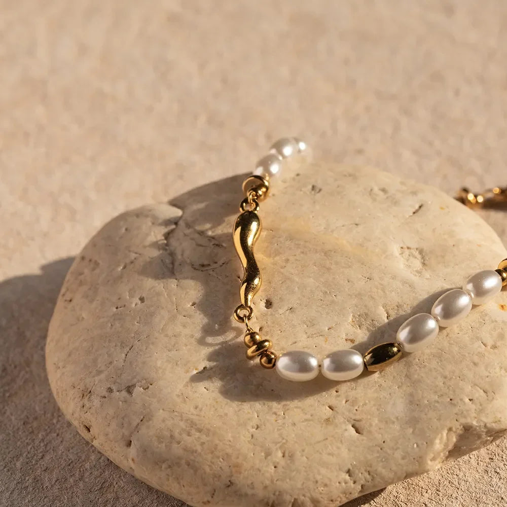 Vera Freshwater Pearl Bracelet