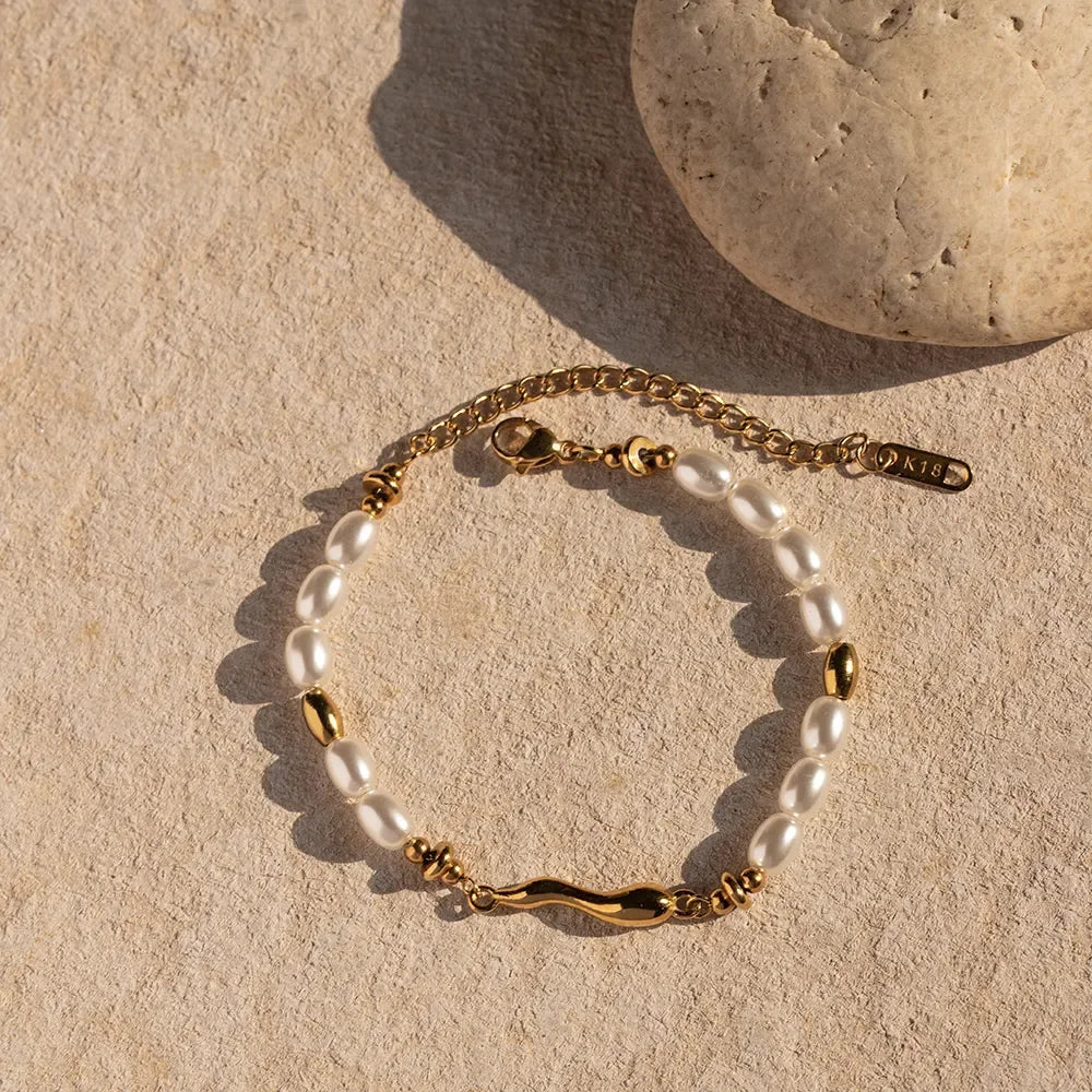 Vera Freshwater Pearl Bracelet