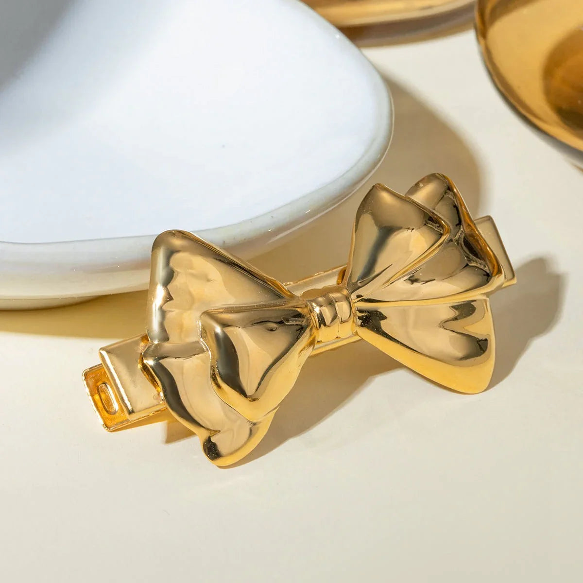 Anemone Gold Hair Clip