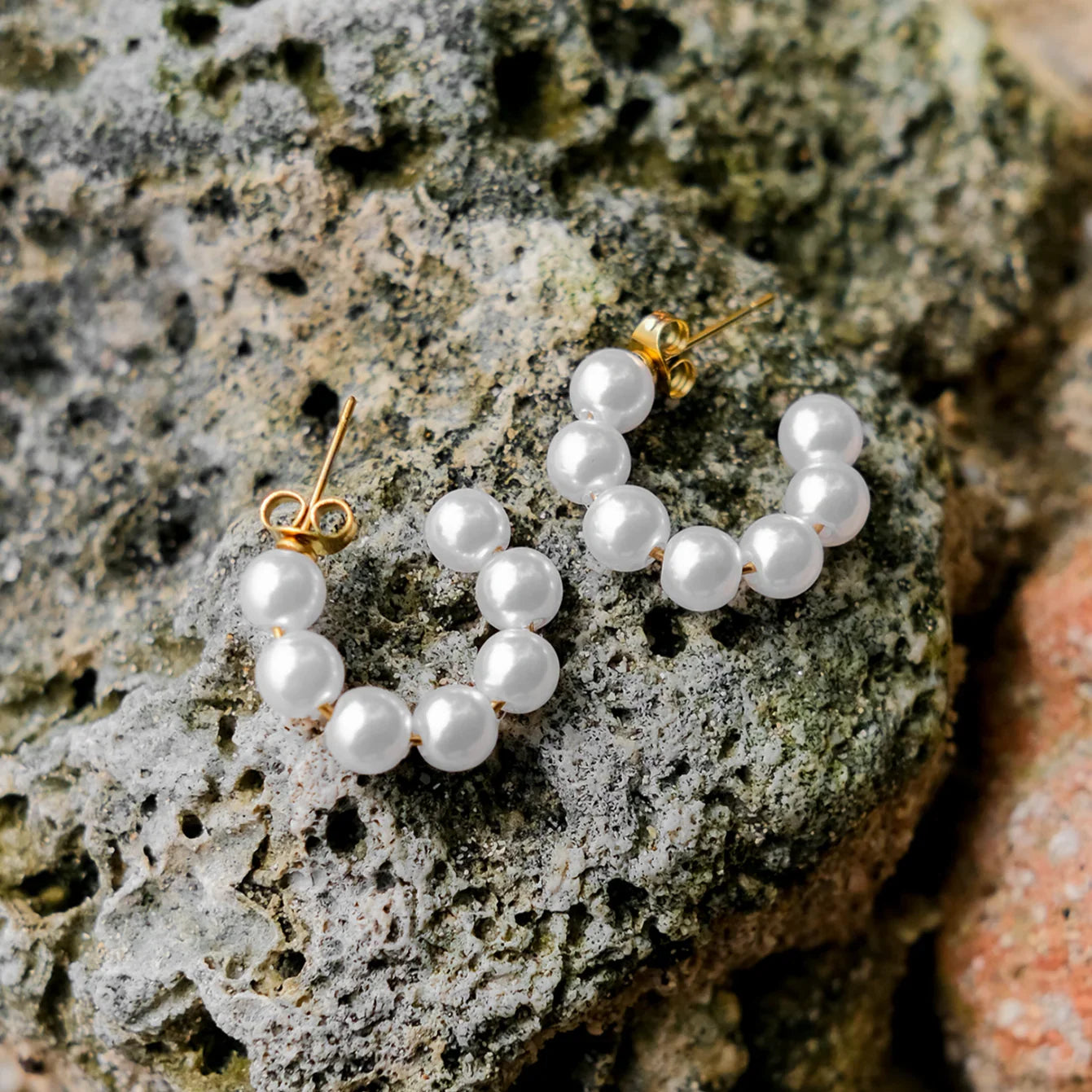 Desire Pearl Earrings