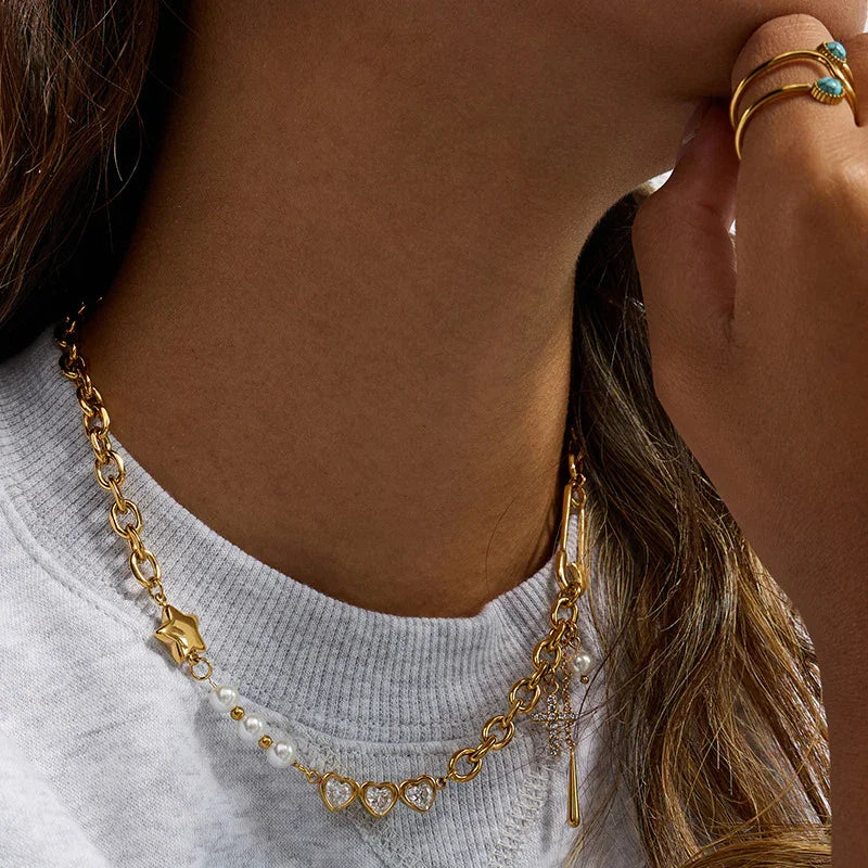 Aphrodite Diamond Pearl Gold Necklace