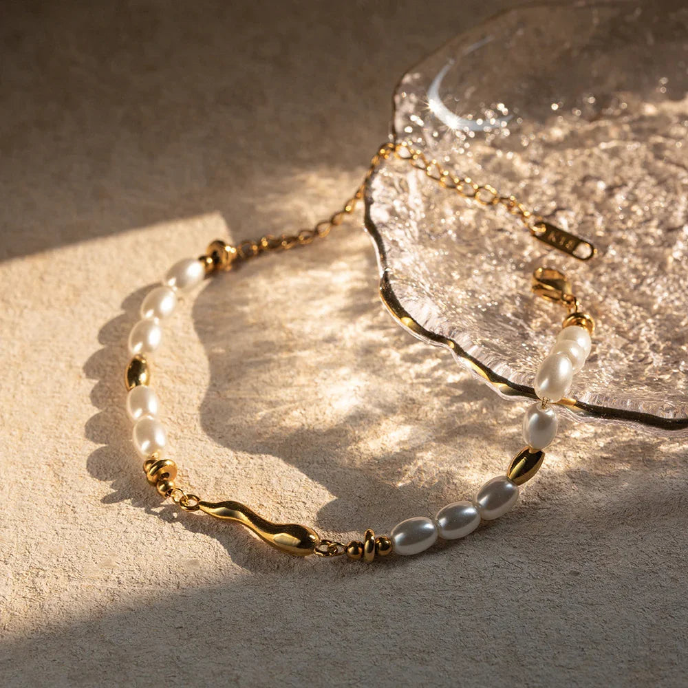 Elisabeth Freshwater Pearl Bracelet