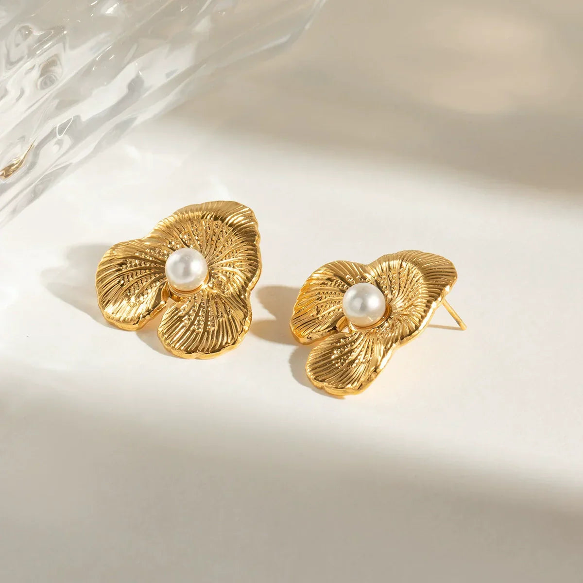 Bliss Floral Pearl Earrings