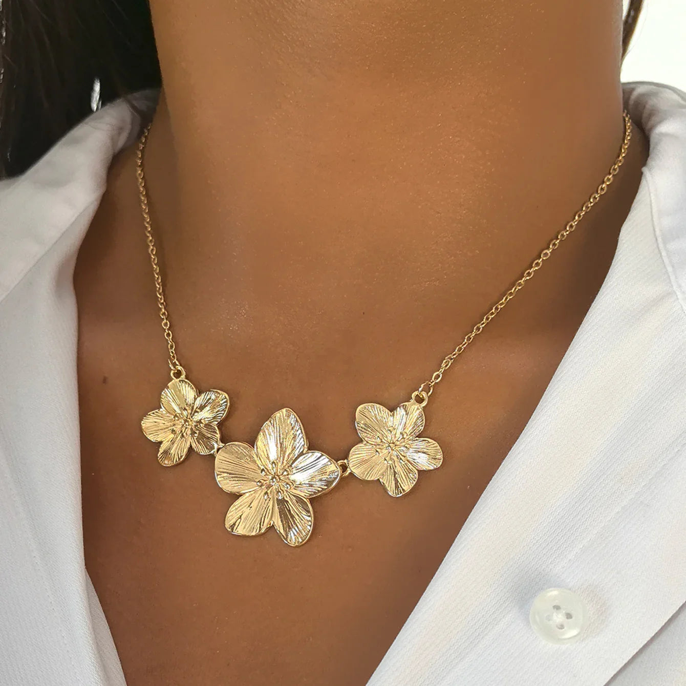 Gaia Gold Flower Necklace