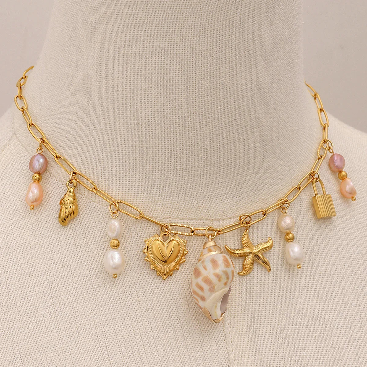 Artemis Freshwater Pearl Necklace