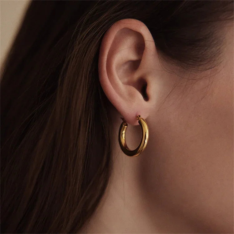 Whisper Round Hoops