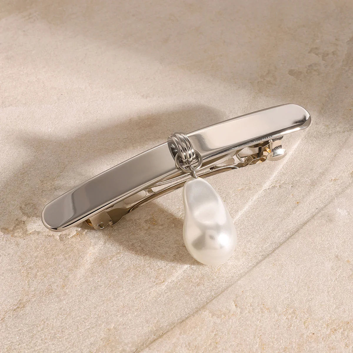 Rose Pearl Hair Clip