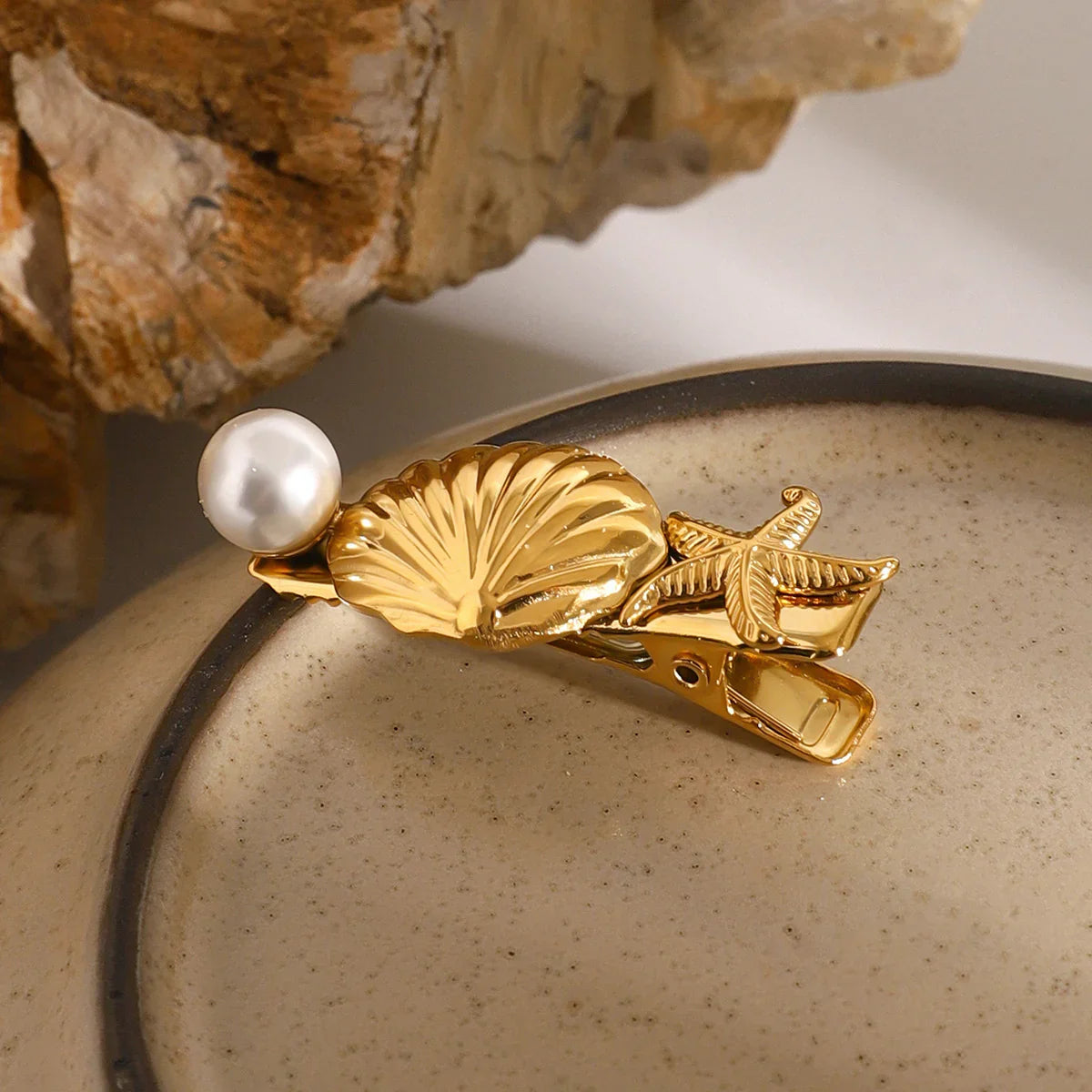 Amaryllis Treasures Gold Hair Clip