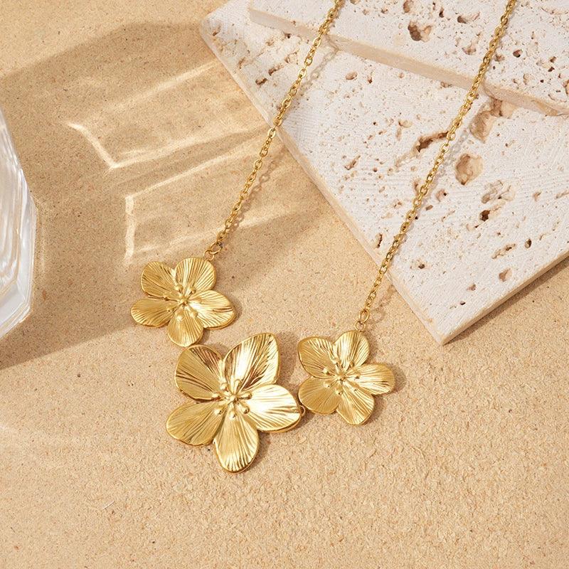 Gaia Gold Flower Necklace