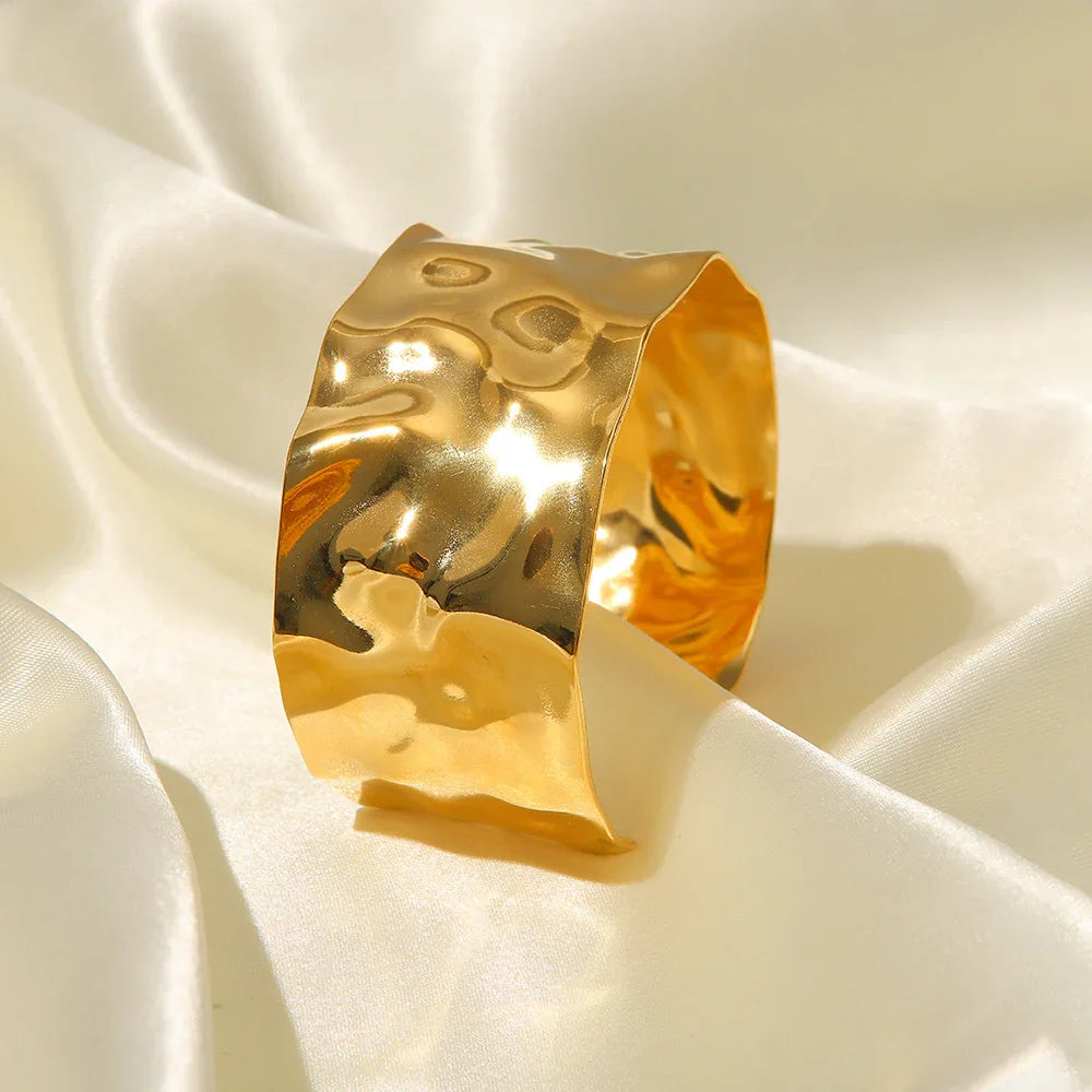 Madison Gold Bangle