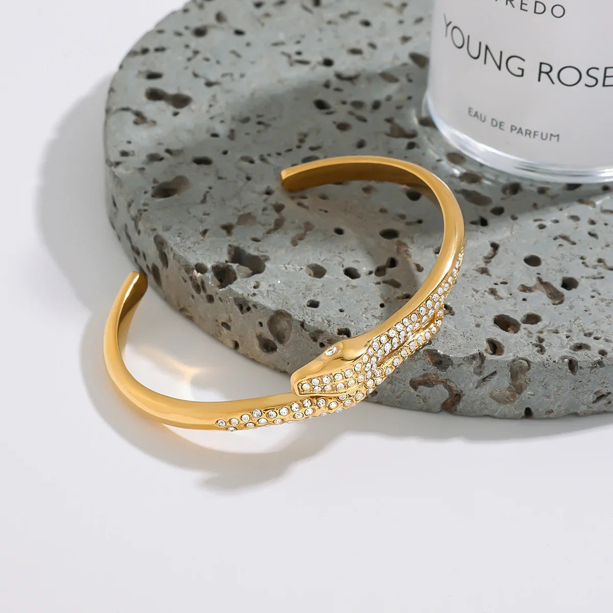 Evelyn Serpentine Diamond Bangle