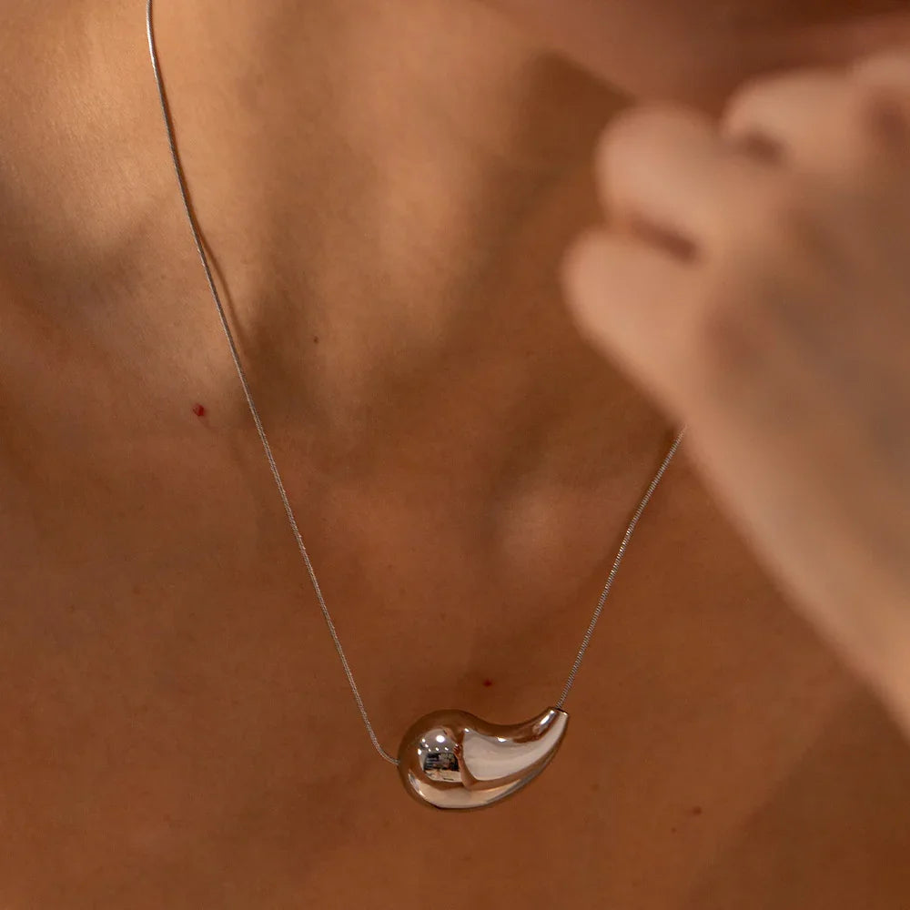 Vesta Drop Necklace