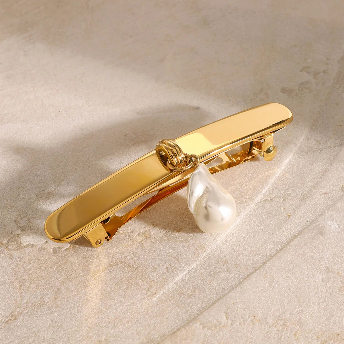 Rose Pearl Hair Clip
