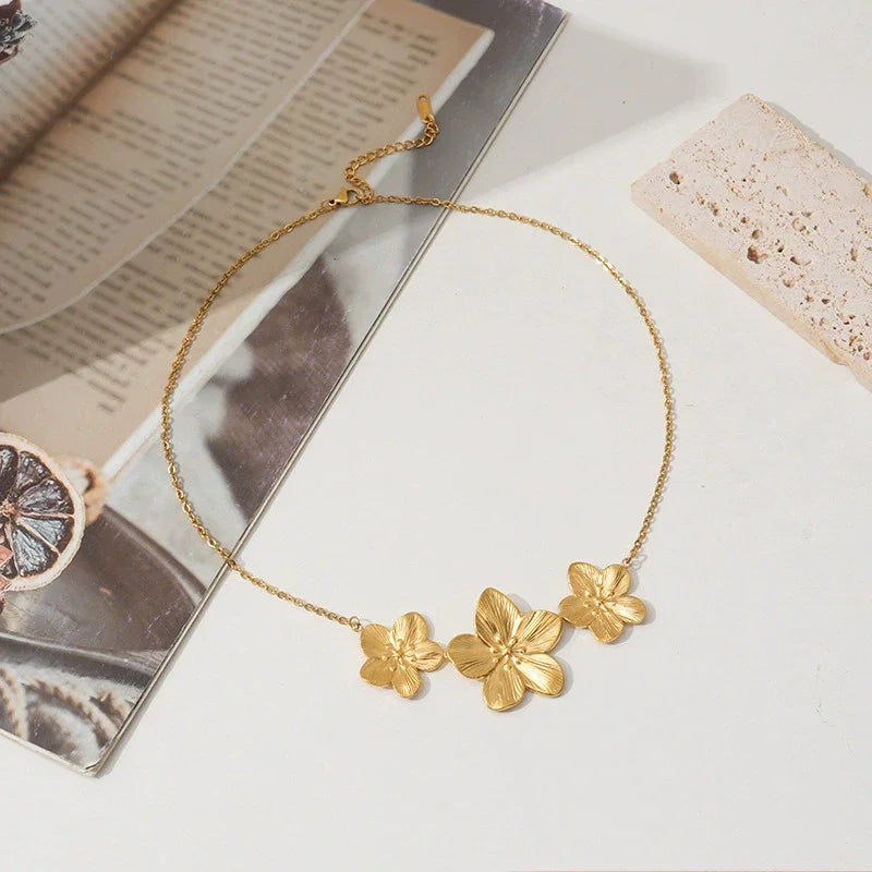 Gaia Gold Flower Necklace