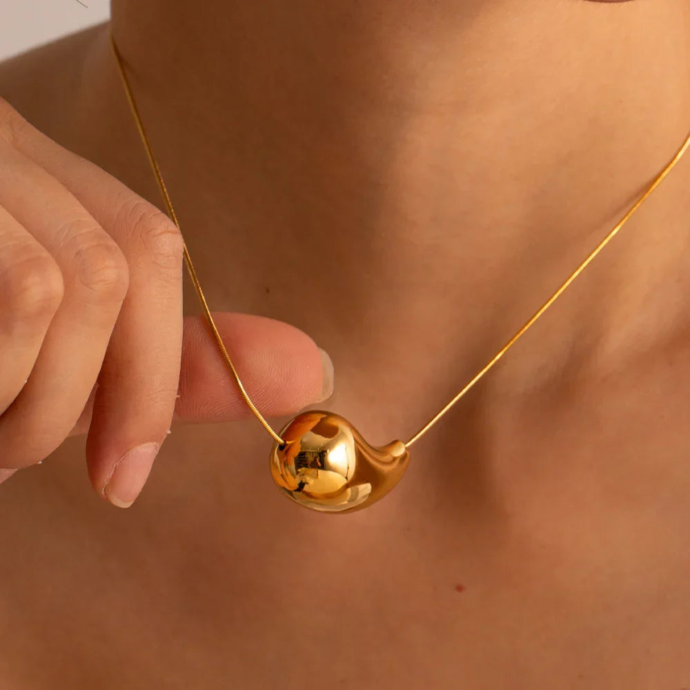Vesta Drop Necklace
