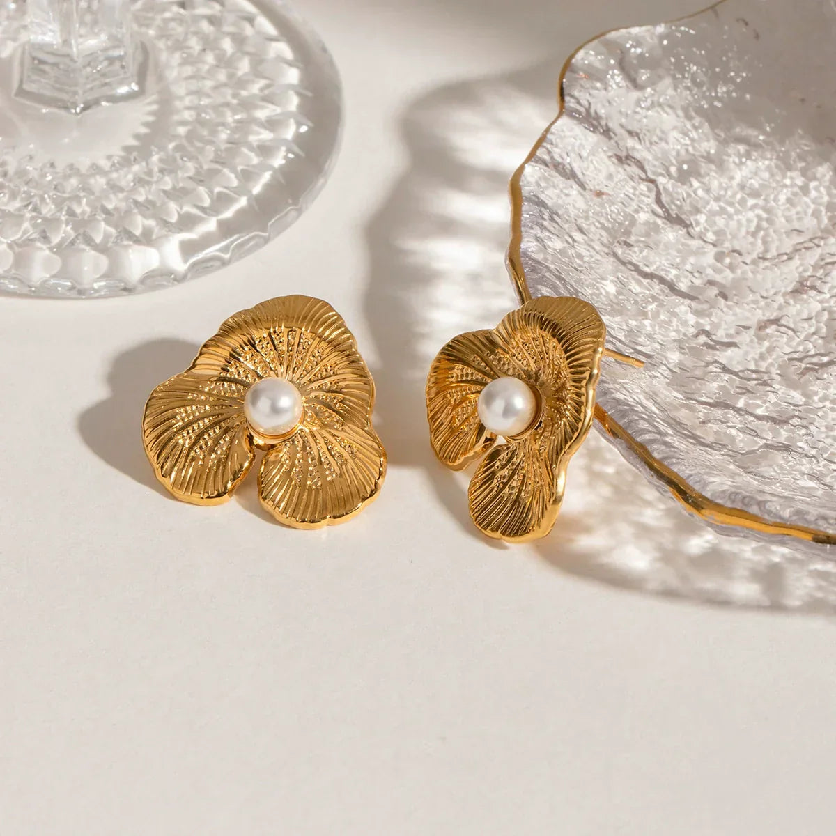 Bliss Floral Pearl Earrings