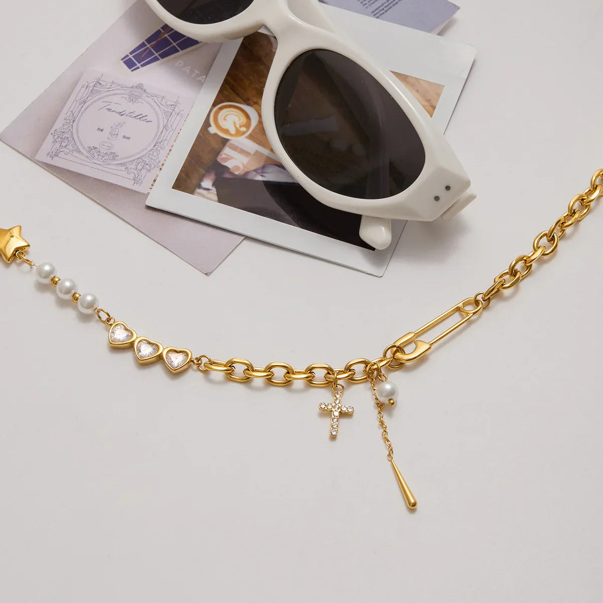 Aphrodite Diamond Pearl Gold Necklace