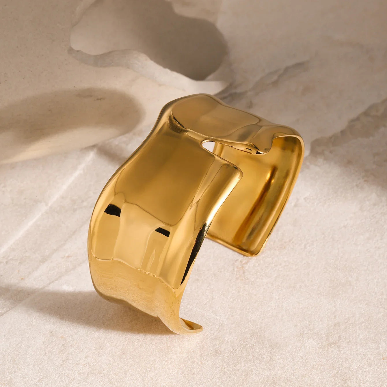 Ava Gold Bracelet