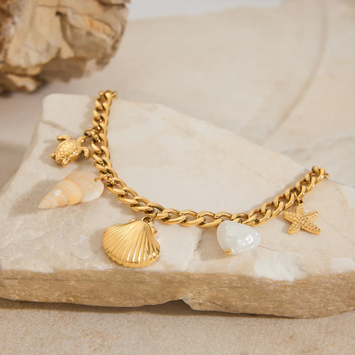 Penelope Freshwater Pearl Bracelet