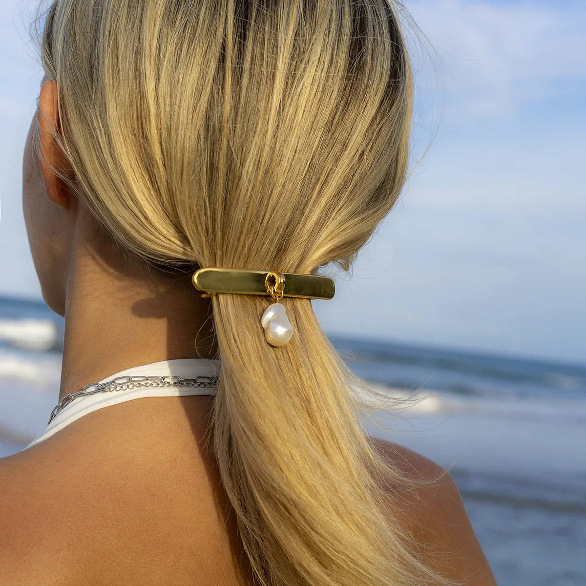 Rose Pearl Hair Clip