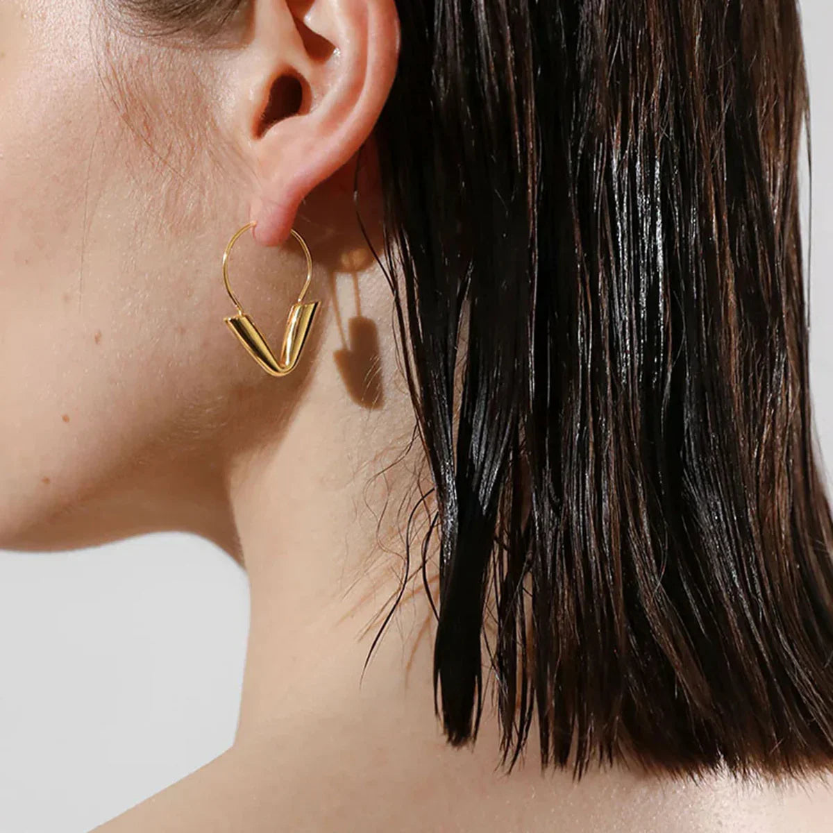 Flow Arrowhead Hoops