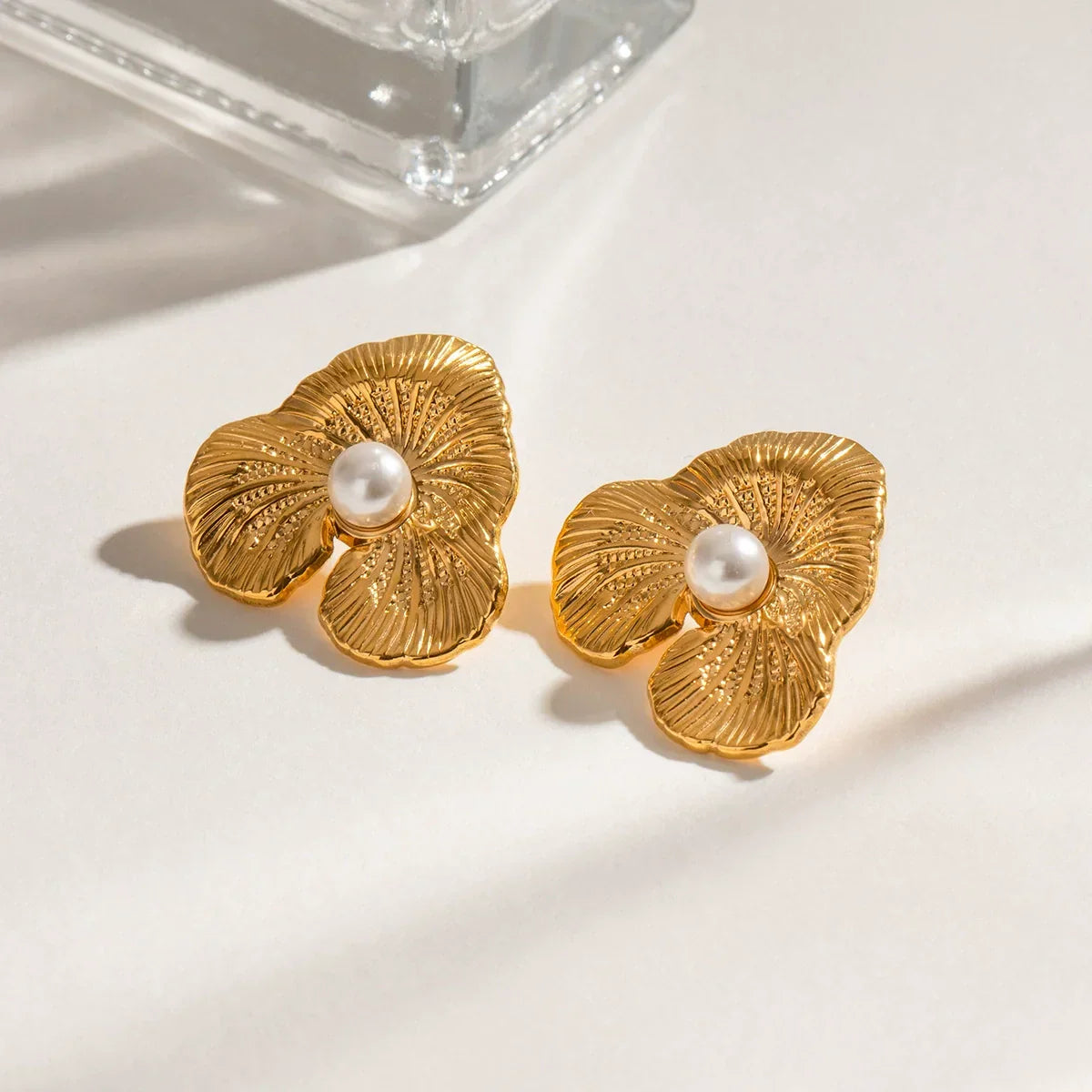 Bliss Floral Pearl Earrings