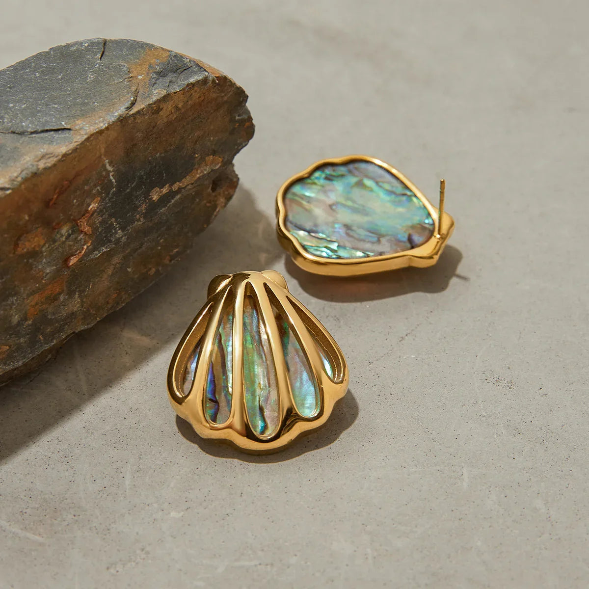 Dazzle Gold Seashell Earrings