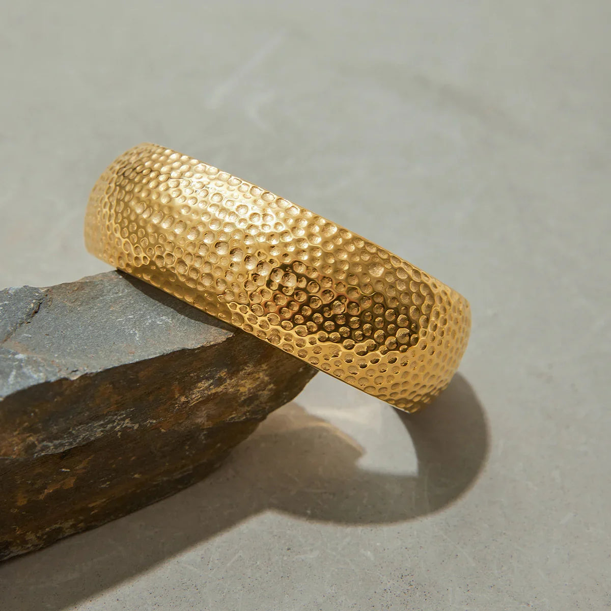 Eleanor Textured Gold Band