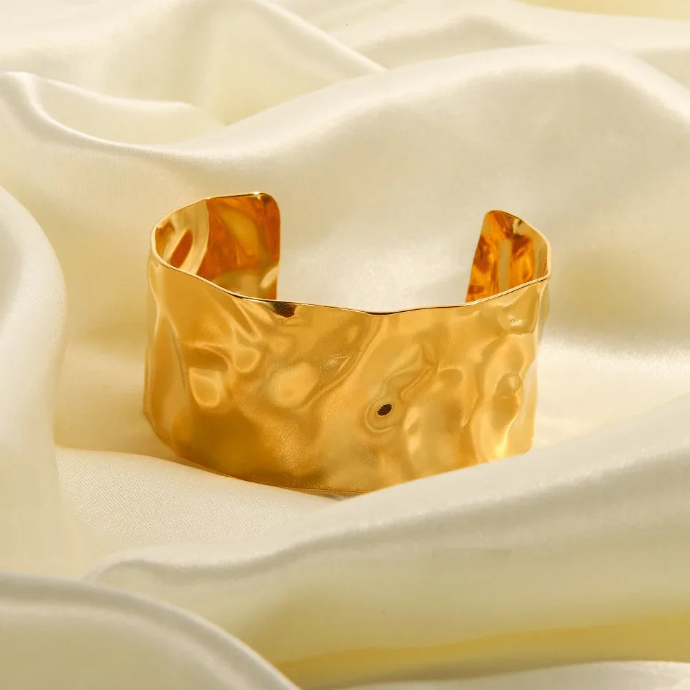 Madison Gold Bangle