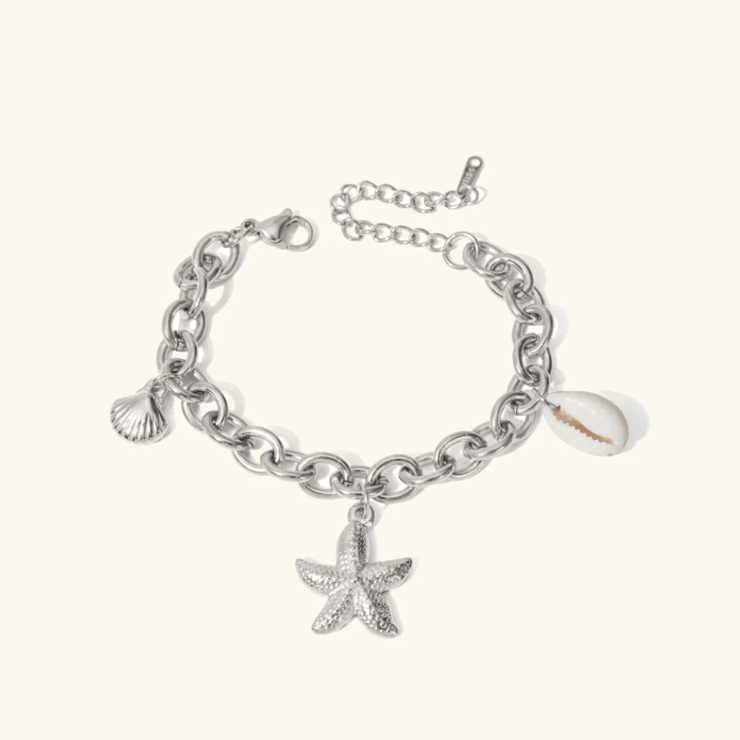 Lilly Gold Bracelet