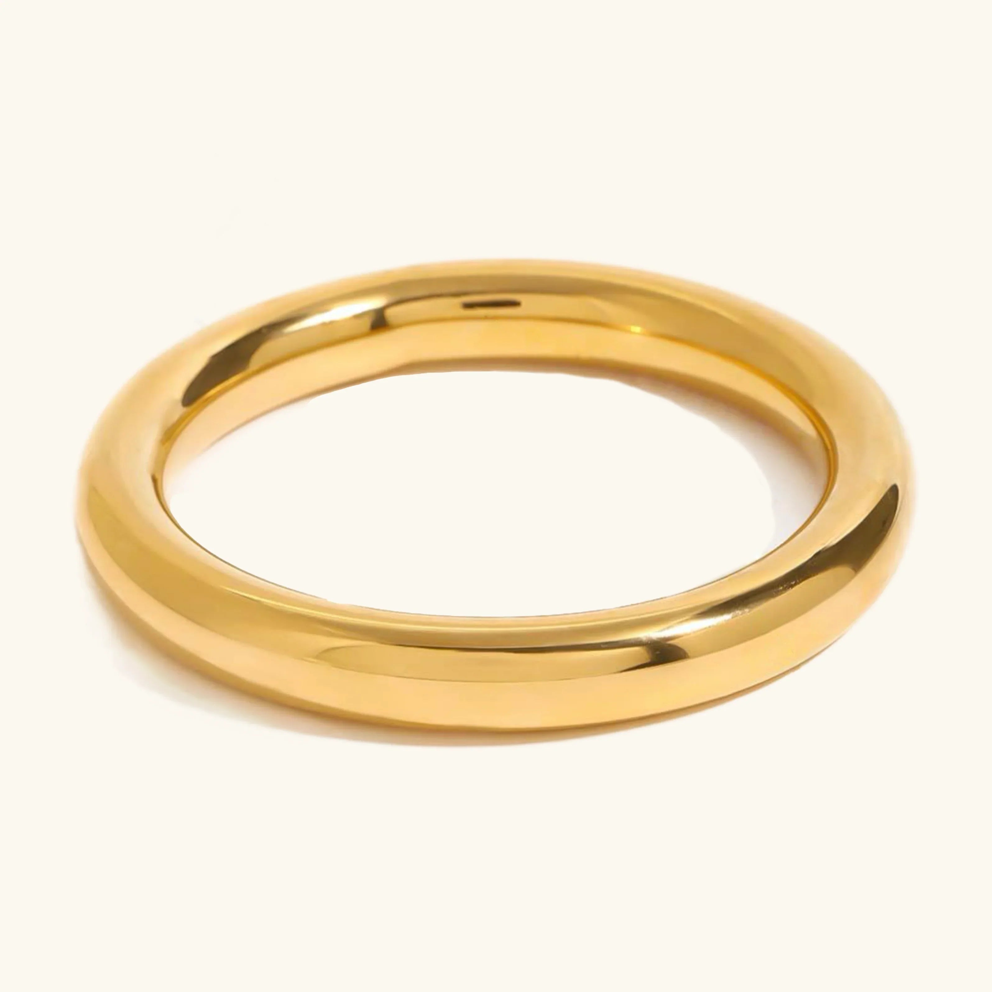 Alessandra Smooth Gold Bangle