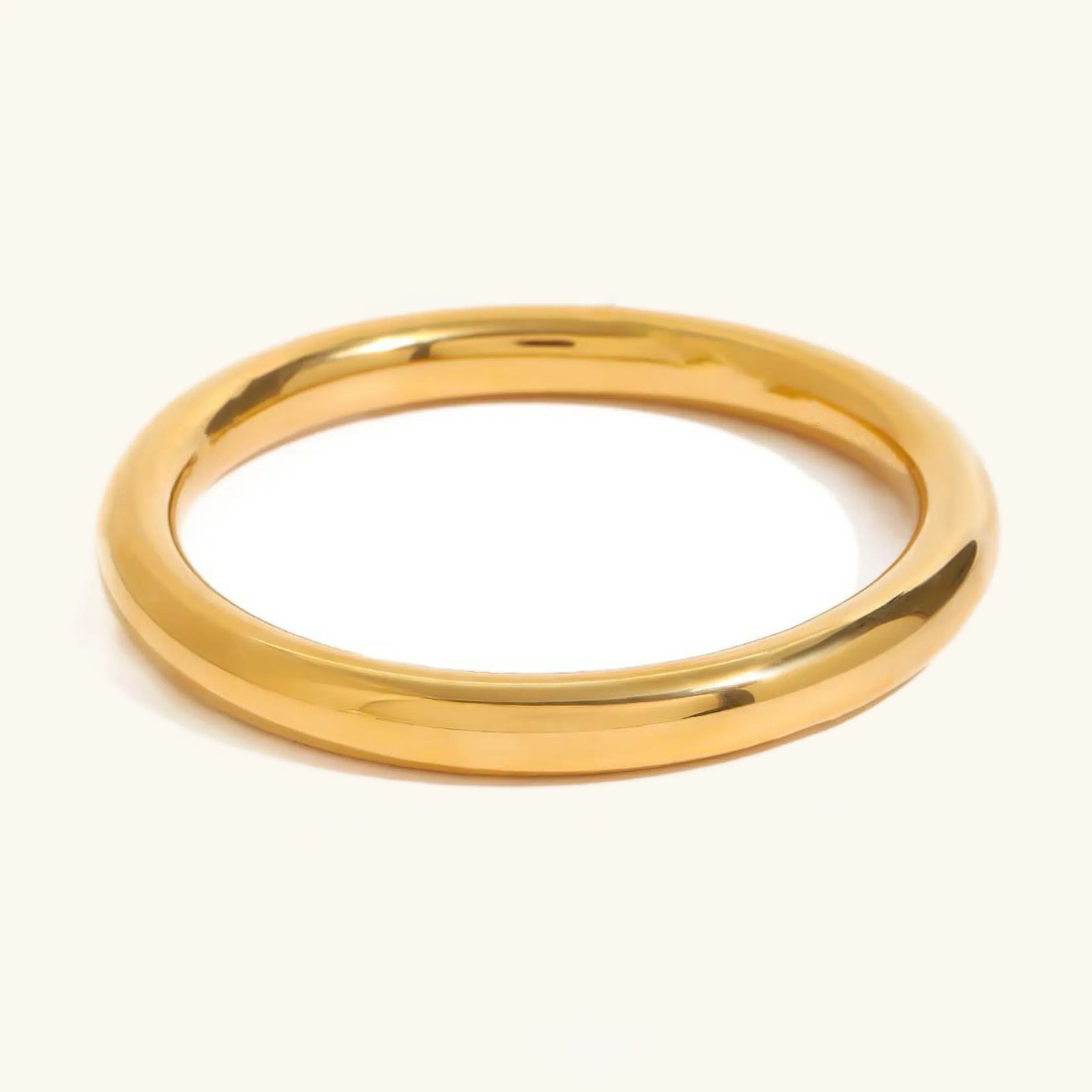 Alessandra Smooth Gold Bangle