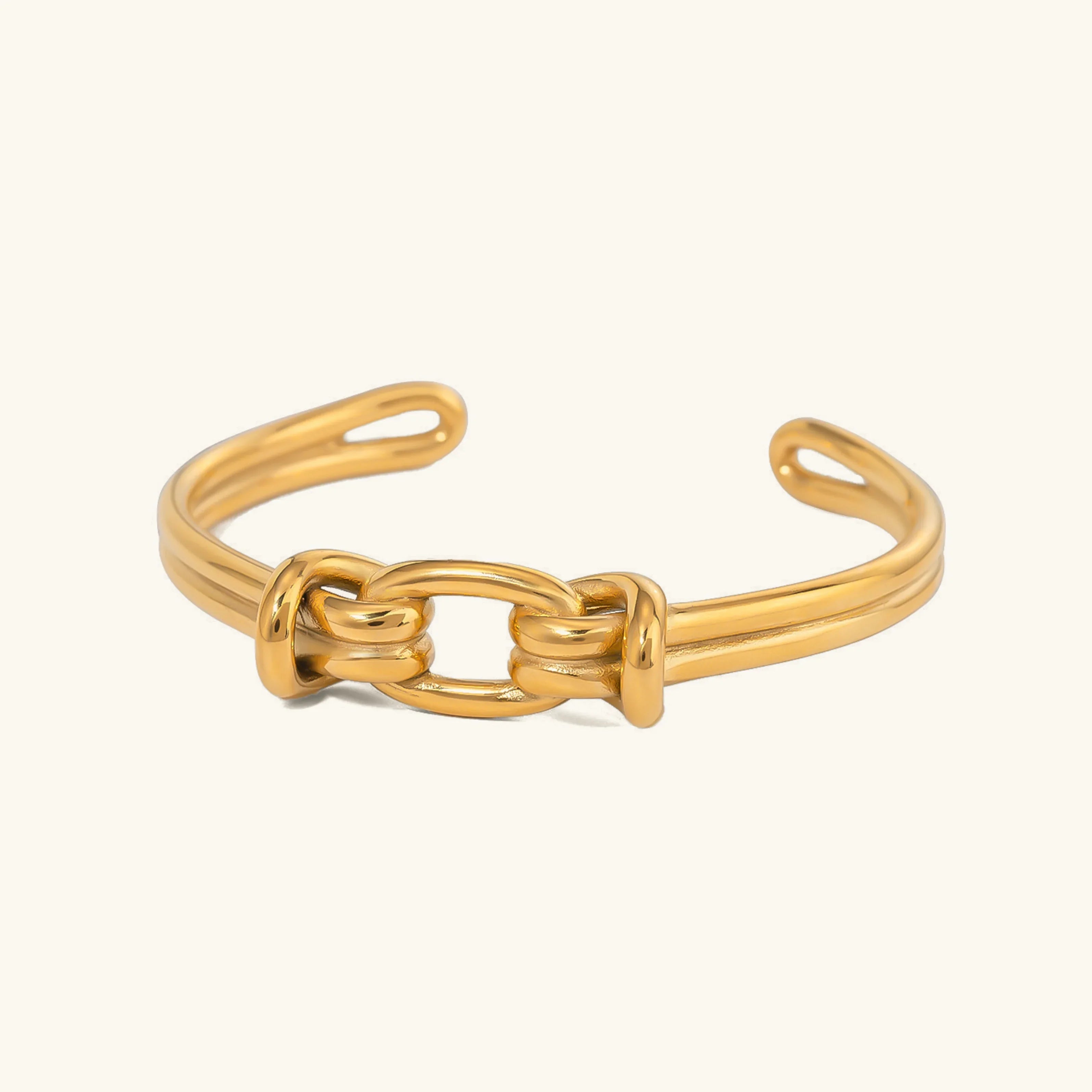 Lusy Gold Knot Bangle