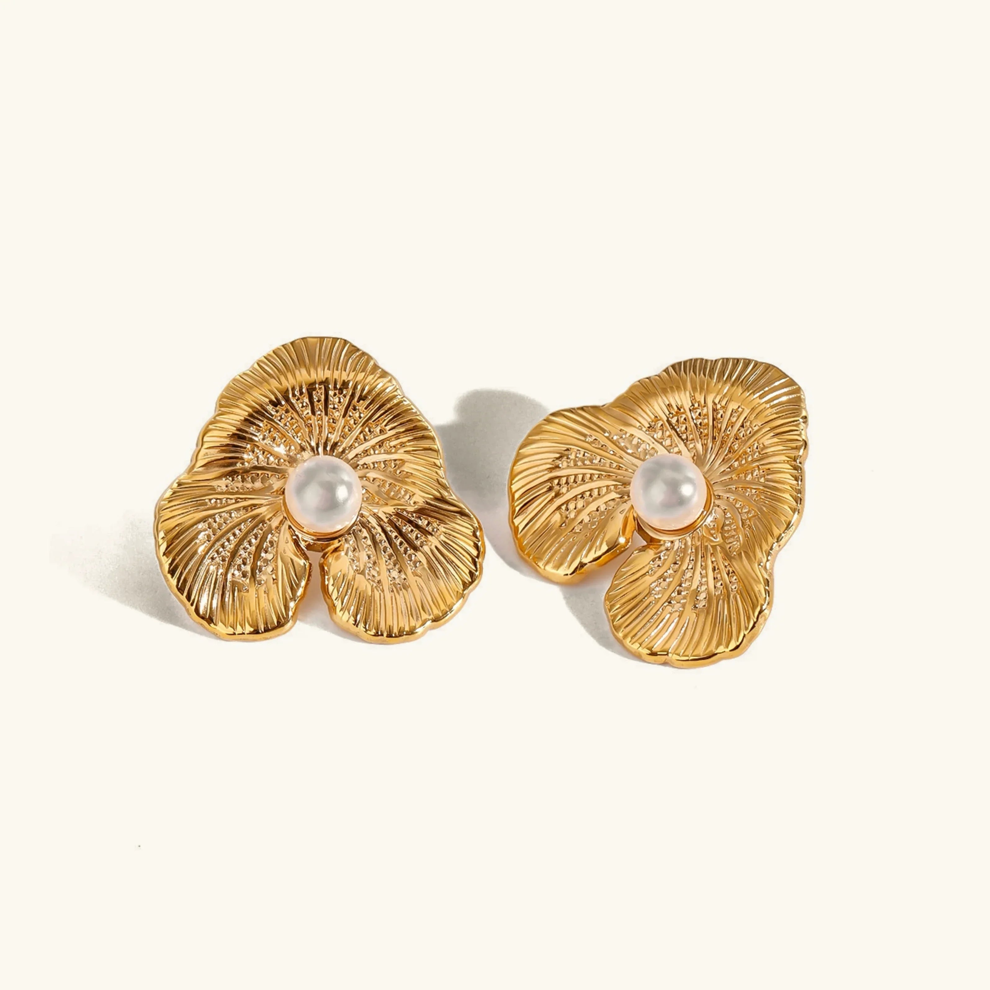 Bliss Floral Pearl Earrings