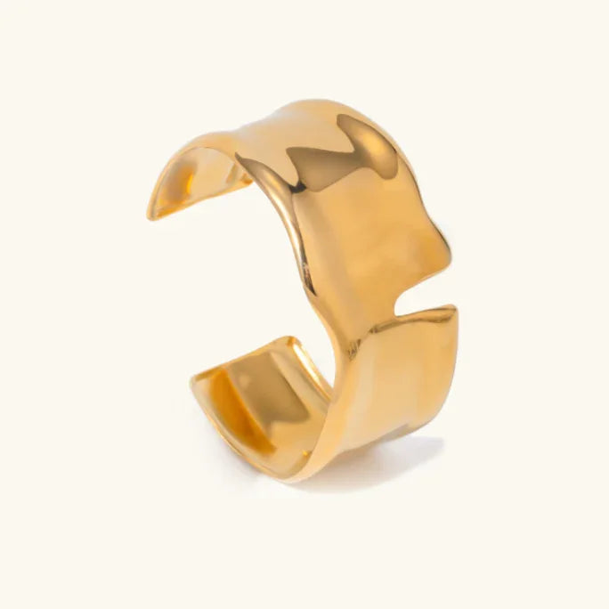 Ava Gold Bracelet
