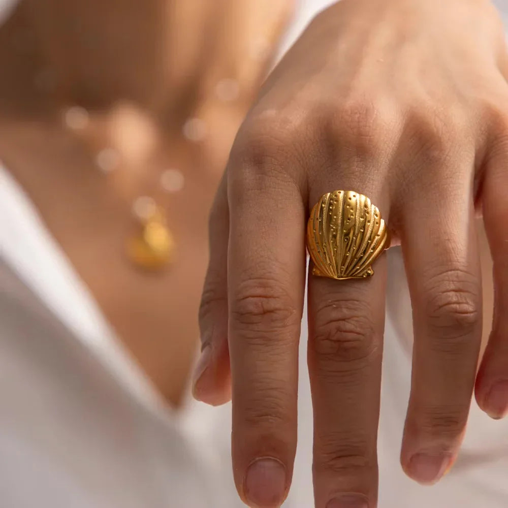 Hawaii Gold Seashell Ring