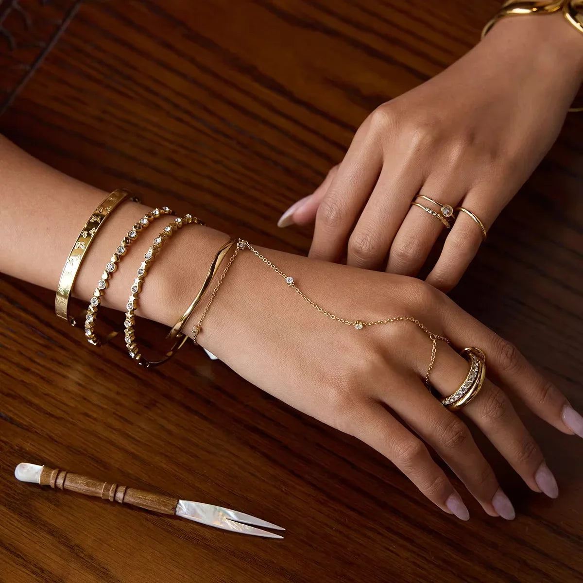 Jane Diamond Hand Chain