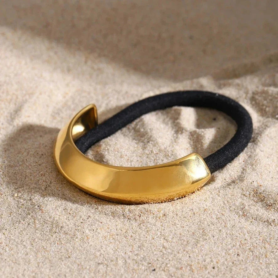 Aster Arch Pony Cuff