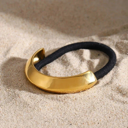 Aster Arch Pony Cuff