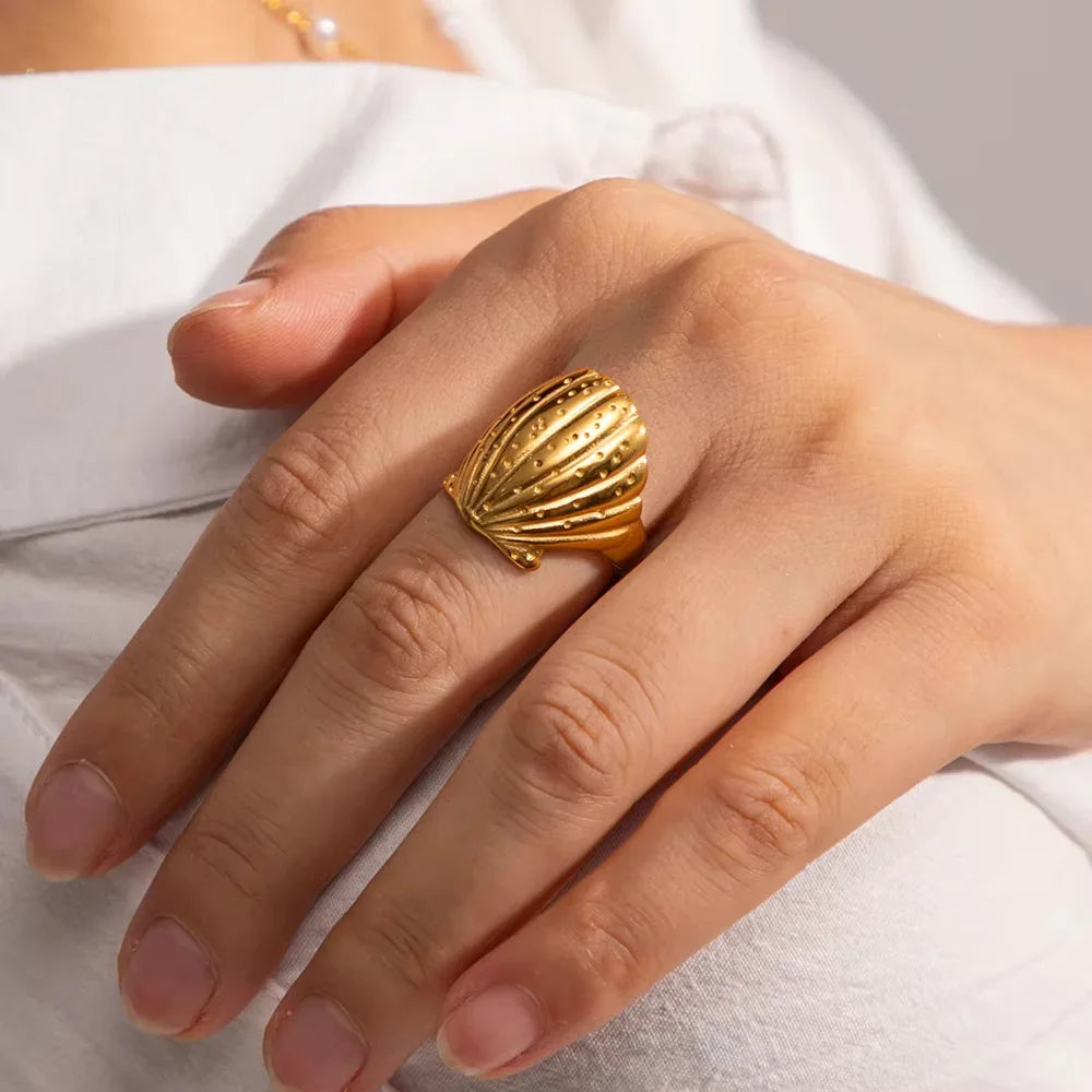 Hawaii Gold Seashell Ring
