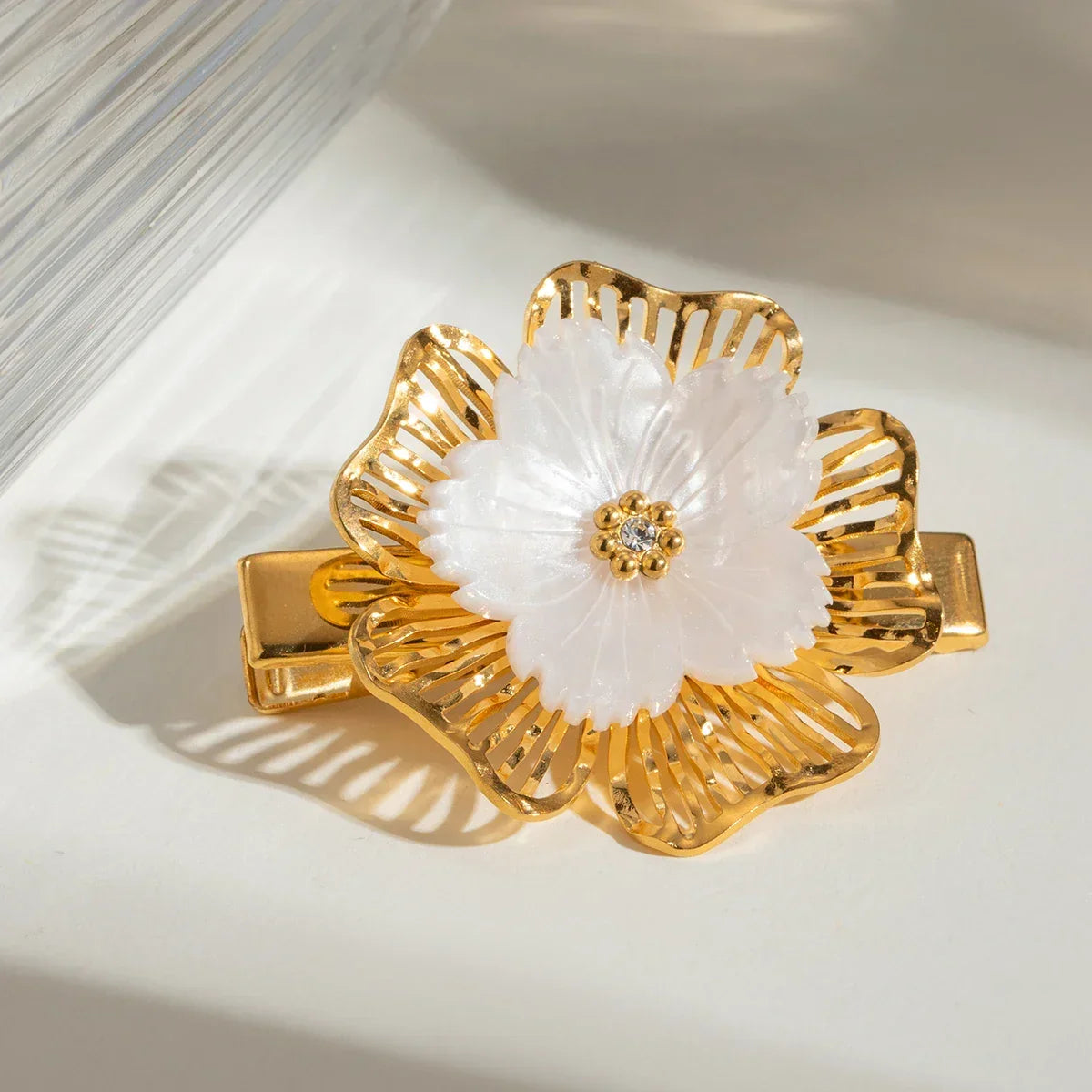 Hyacinth Pearl Hair Clip